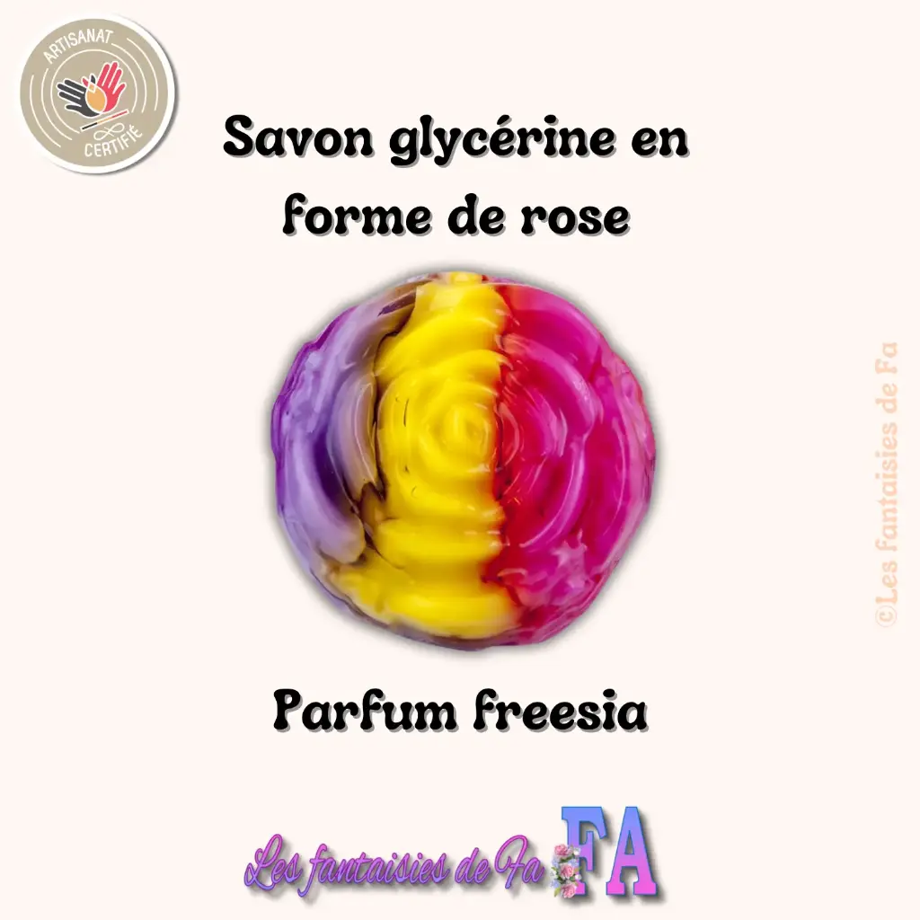 Savon glycérine en forme de rose à la Freesia